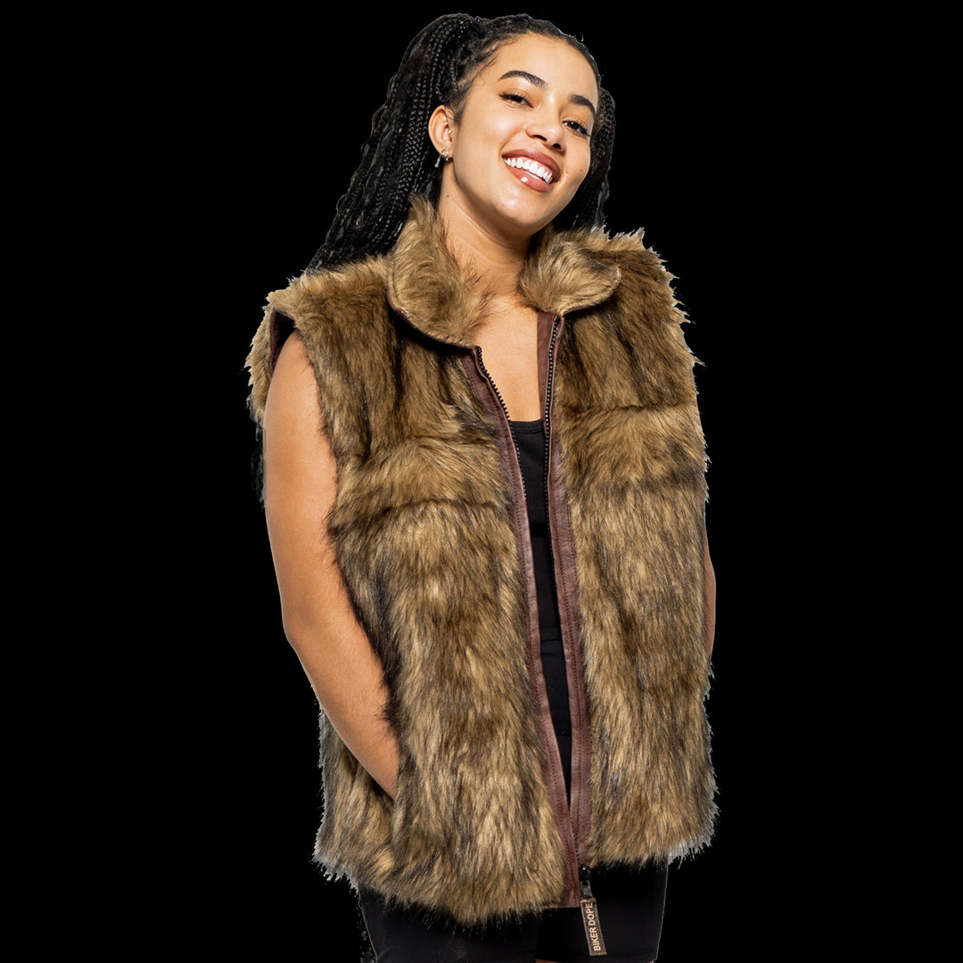 アメリ 24AW FLUFFY UTILITY VEST WITH DRESS 新品未使用 アメリFLUFFY UTILITY VEST WITH DRESS - メルカリ