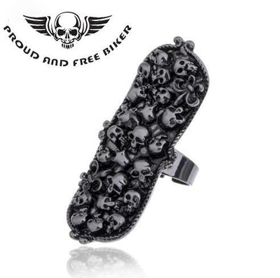 Skulls Knuckle Ring